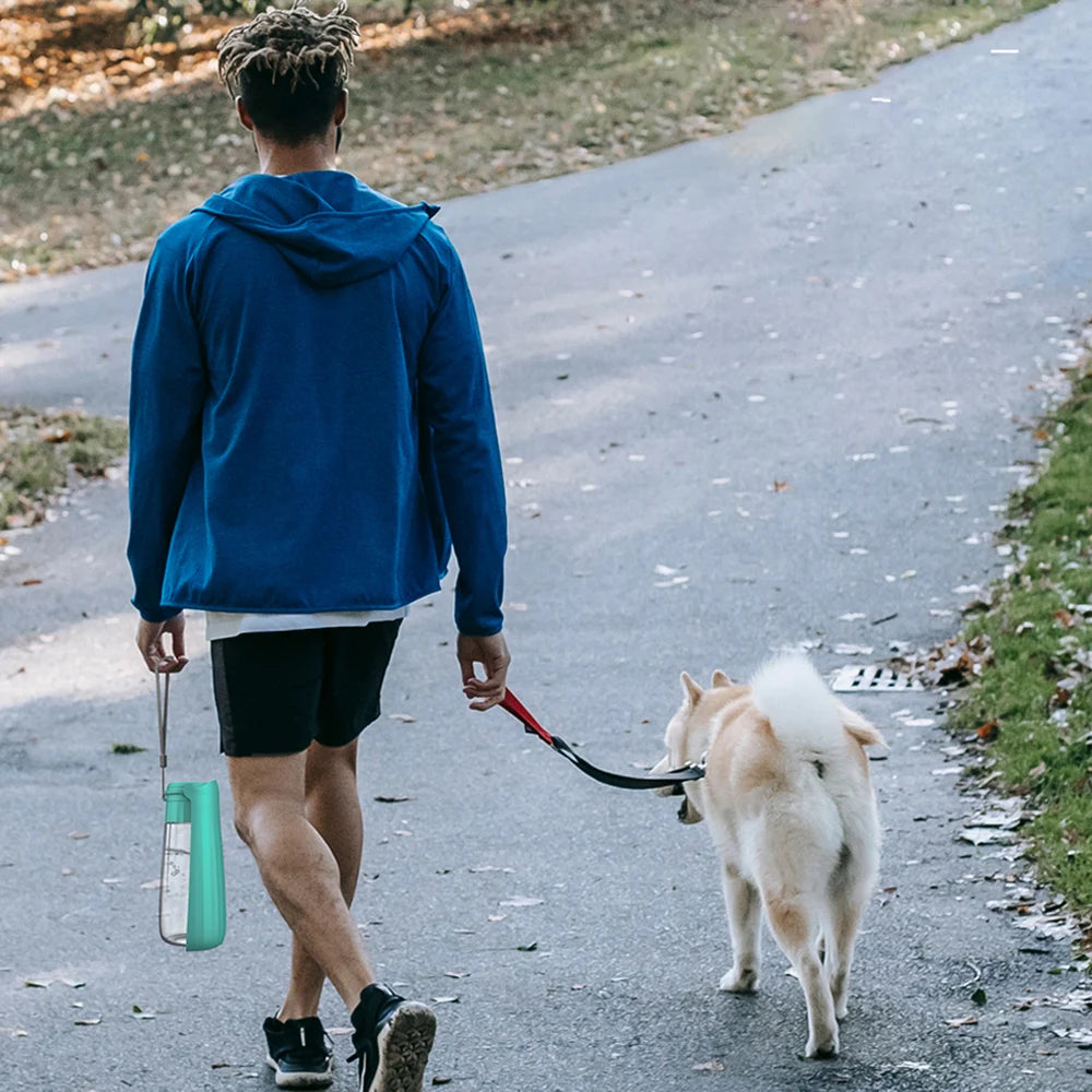 🐶 Bouteille portable pour chiens avec système anti-fuite – Hydratation facile à chaque promenade